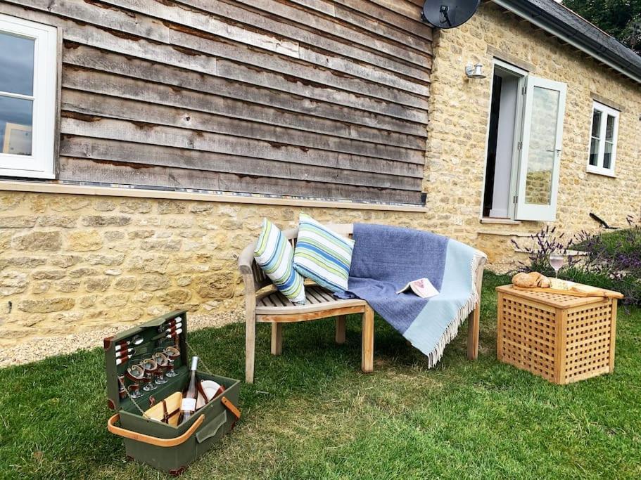 The Barn Villa Gillingham  Exterior photo